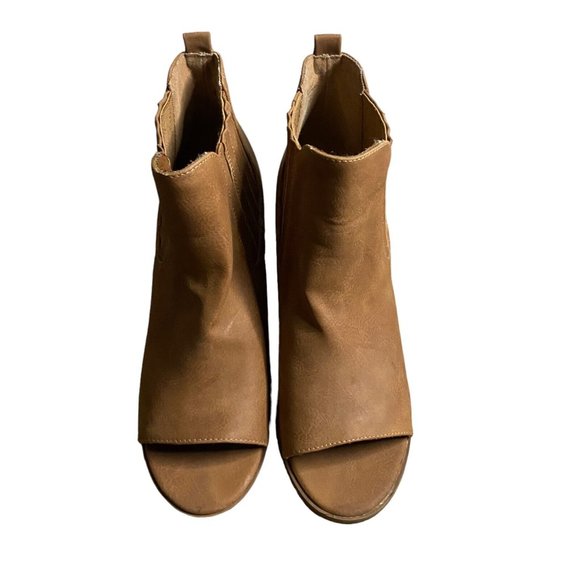 BC Women's Tan Open Toe Heels - Picture 2 of 8